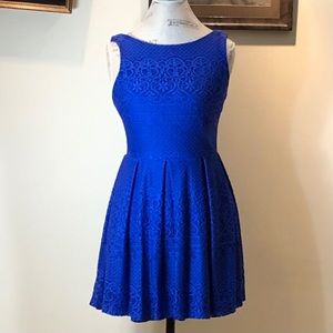 B. Darlin Royal  Blue Lace Dress Sz 11/12 Junior